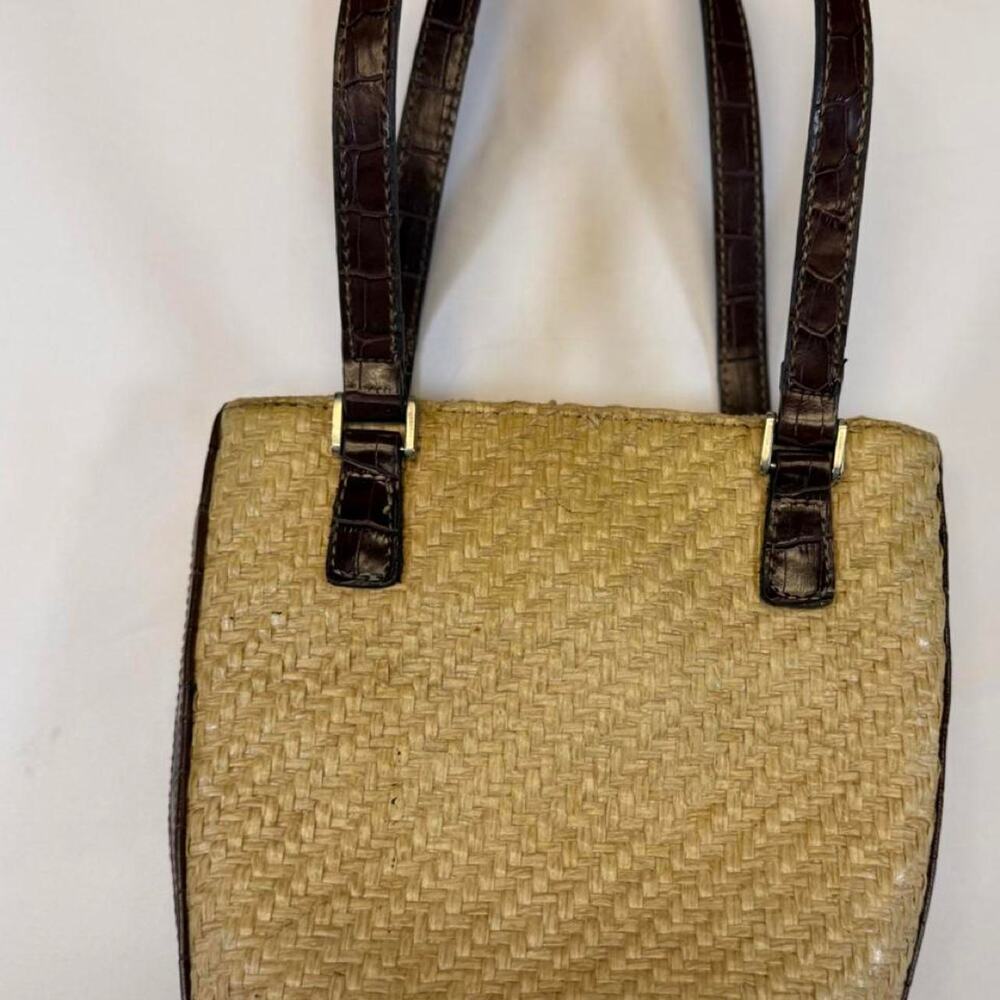 Liz claiborne woven straw tote purse handbag